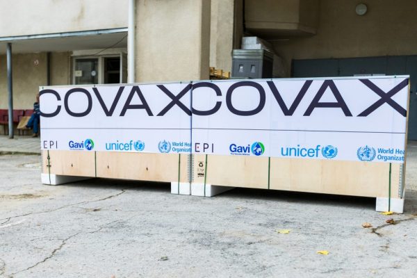 Republica Moldova a recepționat un lot de frigidere, livrate prin intermediul platformei COVAX