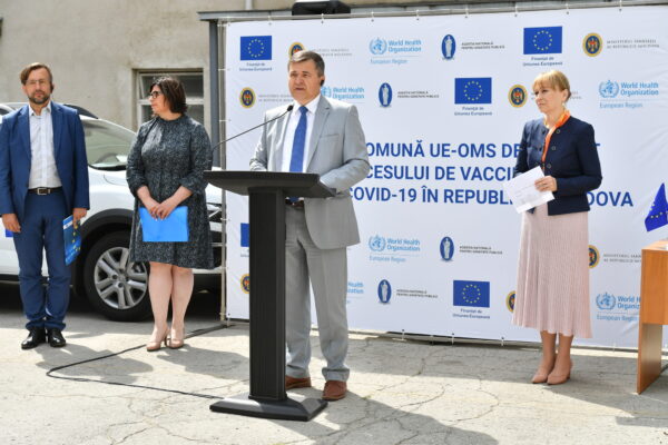 Donație din partea UE și OMS: 15 mașini pentru transportarea vaccinurilor și consumabilelor